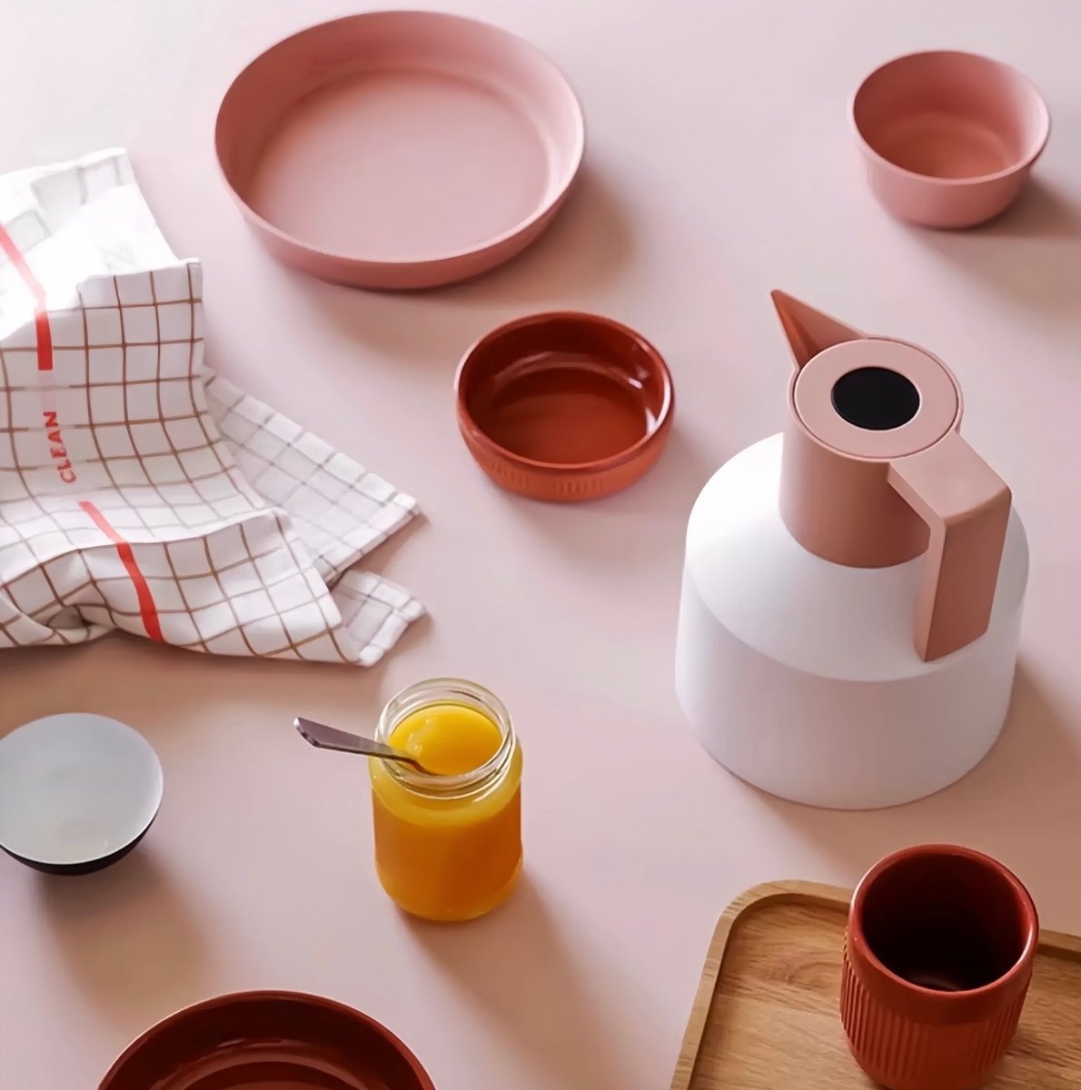 Insulated Geometric Water Pitcher - Large Thermal Jug for Cold or Hot Beverages